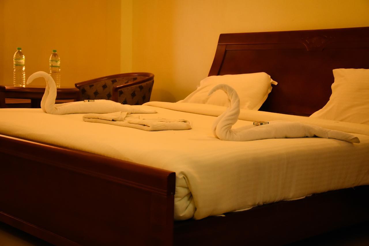 Ulo Hill Breeze Hotel Yelagiri Exterior foto